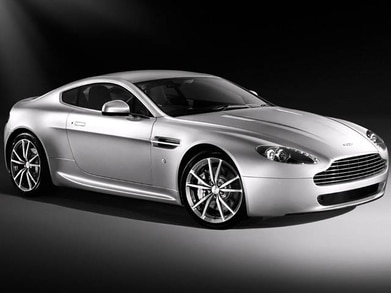 Vantage V8 Coupe 2D image