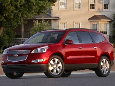 2012 Chevrolet Traverse Specs & Feature Comparisons | Kelley Blue Book