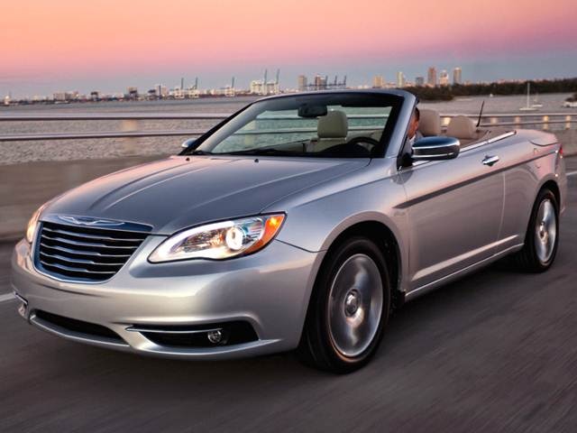 2012 Chrysler 200 Exterior: 0