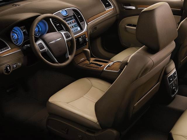 2012 Chrysler 300 Price, Value, Ratings & Reviews