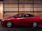 2012 Hyundai Accent Lifestyle: 1