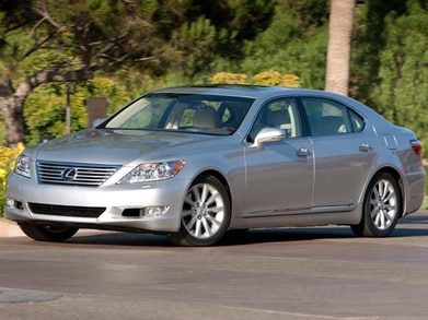 2012 Lexus LS Specs & Feature Comparisons | Kelley Blue Book