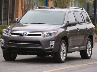 2012 Toyota Highlander Specs & Feature Comparisons | Kelley Blue Book