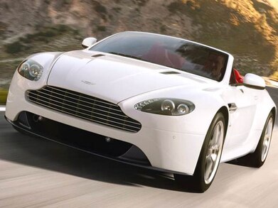 Aston Martin Vantage V8 Convertible 2D