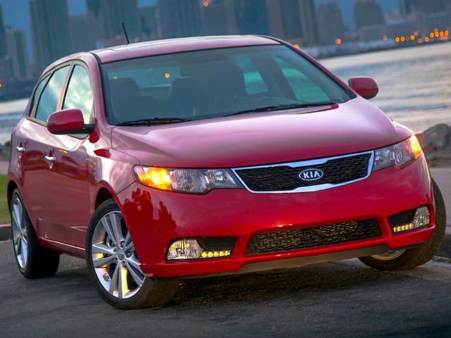 Used 2013 Kia Forte EX Hatchback 4D Prices | Kelley Blue Book