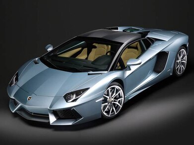 Lamborghini Aventador LP 700-4 Roadster 2D