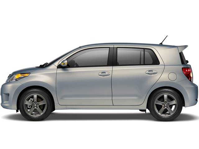 2013 Scion xD Price, Value, Depreciation & Reviews | Kelley Blue Book