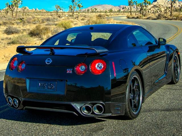 Used 14 Nissan Gt R Track Edition Coupe 2d Prices Kelley Blue Book