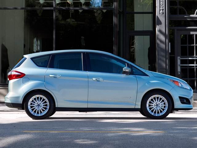 Used 16 Ford C Max Hybrid Sel Wagon 4d Prices Kelley Blue Book