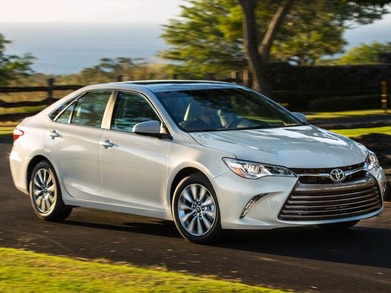 2016 Toyota Camry Pricing, Reviews Ratings Kelley Blue Book