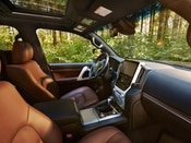 2016 Toyota Land Cruiser Lifestyle: 2