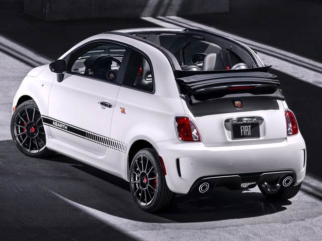 2017 Fiat 500 convertible Abarth: The most fun you can have for