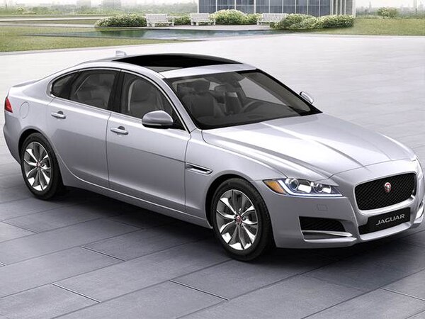 Used 2017 Jaguar XF XF 20d Premium Sedan 4D Prices | Kelley Blue Book