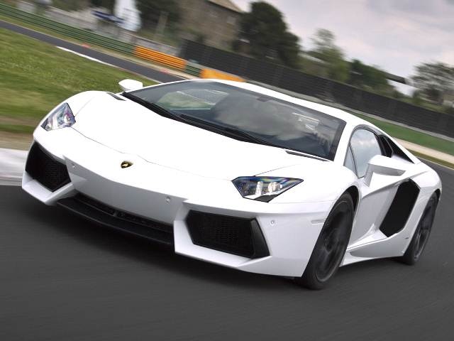 2017 Lamborghini Aventador Exterior: 0