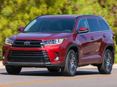 2017 Toyota Highlander Pricing Reviews Ratings Kelley