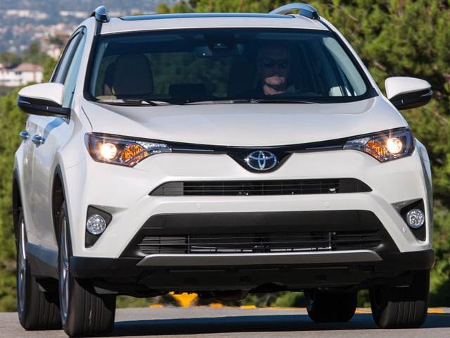 2017 Toyota Rav4 Pricing Ratings Expert Review Kelley Blue Book