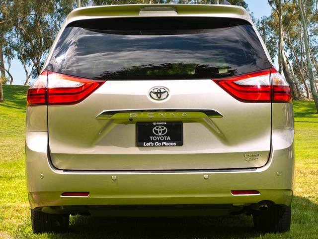 toyota van 2017 price