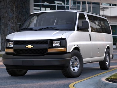 2018 Chevrolet Express 2500 Passenger Pricing, Reviews & Ratings ...