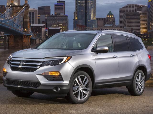 Best Compact Suv 2018 Kbb  : Small Suvs Have Exploded In Popularity Over The Past Few Years, Even Though They Are Usually A Larger Compact Suv May Make Sense For Families Or People Who Frequently Travel With Friends, But You�lL Pay More For The Added Utility, And You�lL Also.