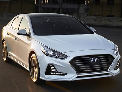 Sonata Plug-in Hybrid Sedan 4D image