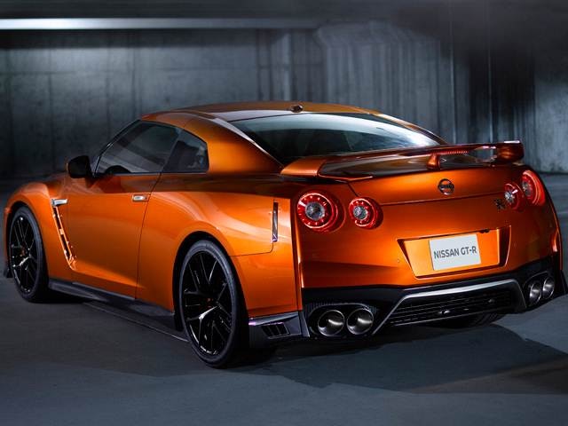 18 Nissan Gt R Values Cars For Sale Kelley Blue Book