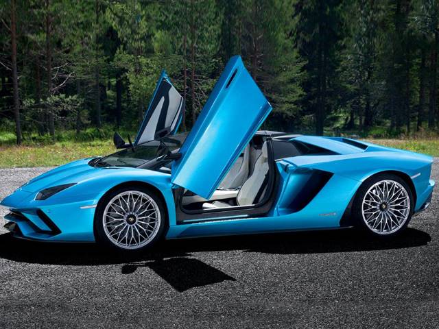 2019 Lamborghini Aventador Price, Value & Reviews | Kelley Blue Book