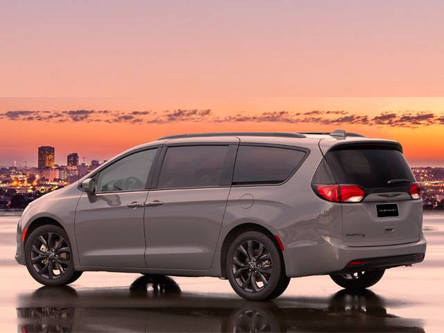 chrysler pacifica hybrid red s