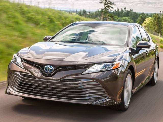 2022 toyota camry hybrid