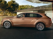 2023 Bentley Bentayga EWB Lifestyle: 1