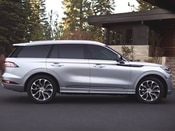 2023 Lincoln Aviator All Media: 1