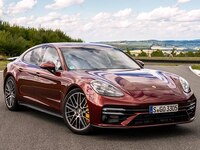 2023 Porsche Panamera Turbo S Executive