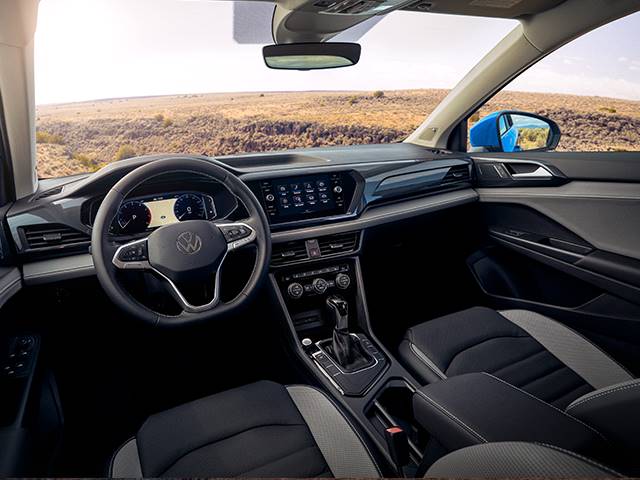New 2023 Volkswagen Taos SE 4MOTION Prices | Kelley Blue Book