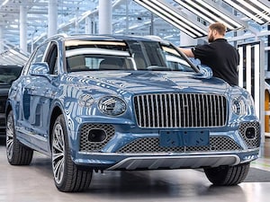 2024 Bentley Bentayga Azure Hybrid Sport Utility 4D