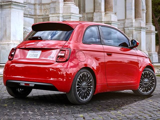 Report: Fiat 500X Will Be Canceled as 500e Arrives - Kelley Blue Book