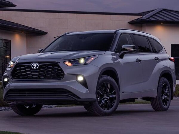 New 2024 Toyota Highlander Hybrid XLE Nightshade Prices | Kelley Blue Book