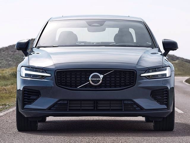 Volvo V60 Review (2024)