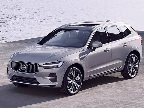 2024 Volvo XC60 T8 Recharge Core Dark Theme Prices | Kelley Blue Book