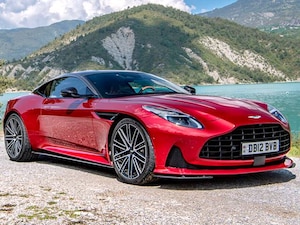 2025 Aston Martin DB12