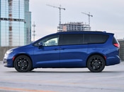 2025 Chrysler Pacifica Lifestyle: 0