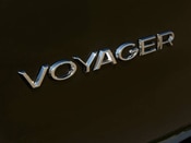 2025 Chrysler Voyager Lifestyle: 2