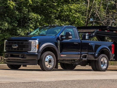 F450 Super Duty Regular Cab XL image