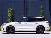 2025 Lincoln Corsair Lifestyle: 0