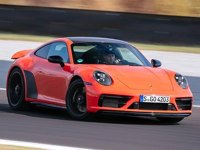 911 Carrera 4 GTS image
