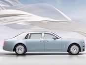 2025 Rolls-Royce Phantom Lifestyle: 1