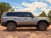 2025 Toyota Land Cruiser Lifestyle: 0