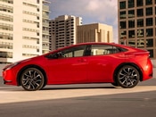 2025 Toyota Prius Plug-in Hybrid Lifestyle: 1
