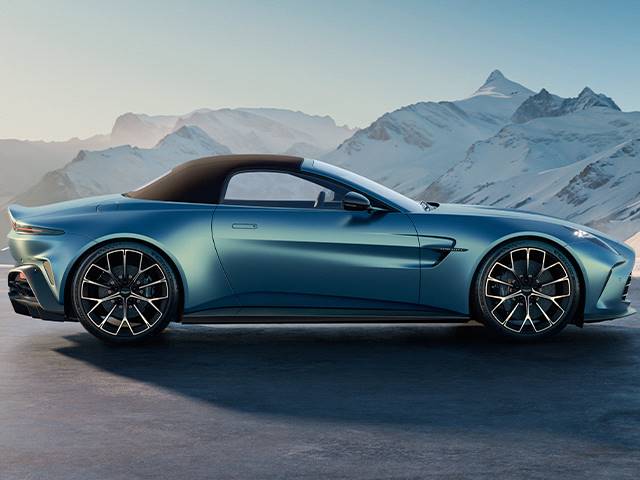 2026 Aston Martin Vantage Lifestyle: 1