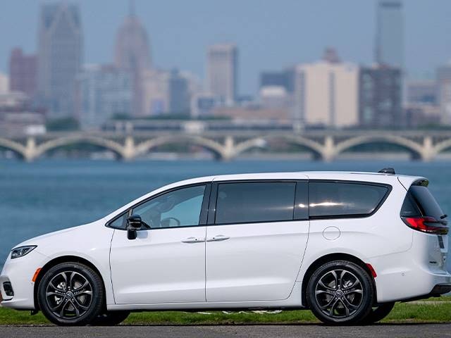パシフィカ　PACIFICA 2026 Chrysler Pacifica PACIFICA SELECT Neenah WI | Menasha