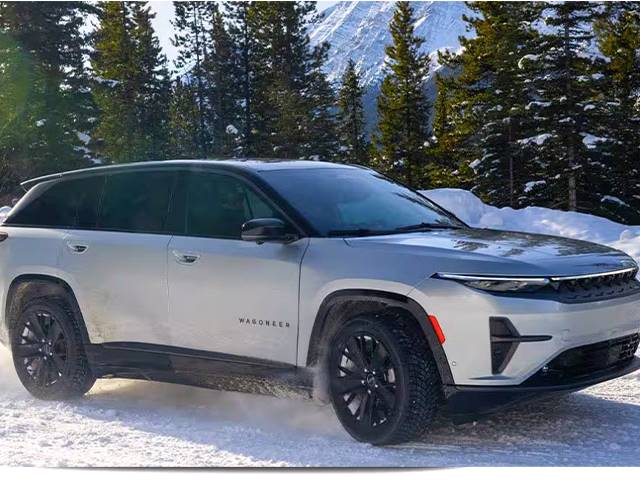 2026 Jeep Wagoneer S Exterior