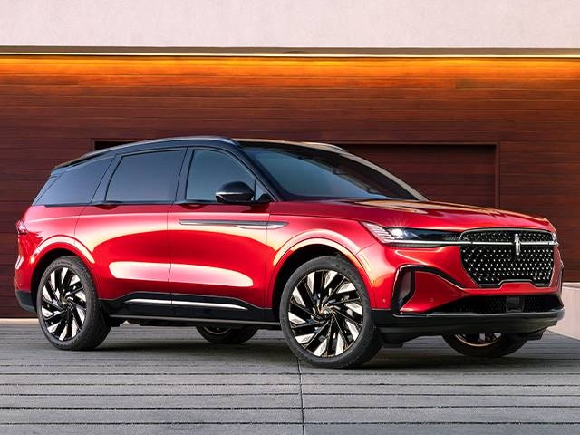 2026 Lincoln Nautilus Exterior: 0
